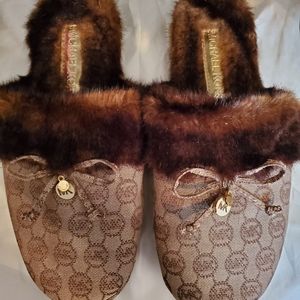 Michael Kors slippers